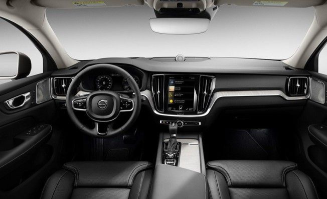 Volvo V60 2018 - interior