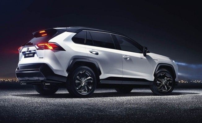 Toyota RAV4 2019 - posterior