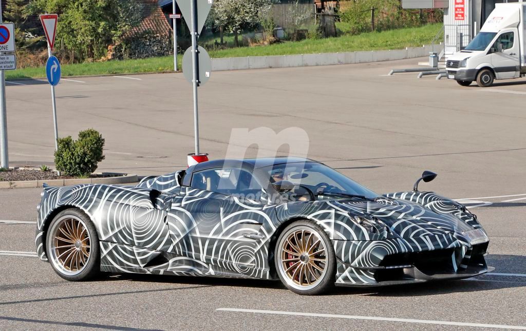 Pagani Huayra BC Roadster: las primeras imágenes de la versión abierta 