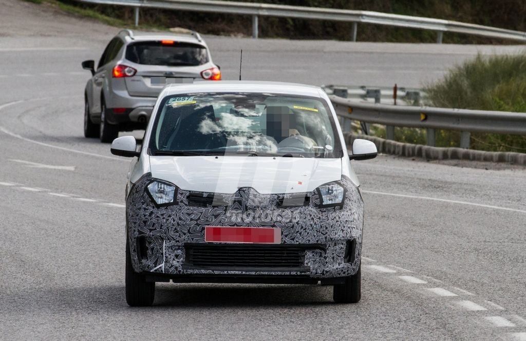 El renovado Renault Twingo continúa sus pruebas para ser presentado después del verano