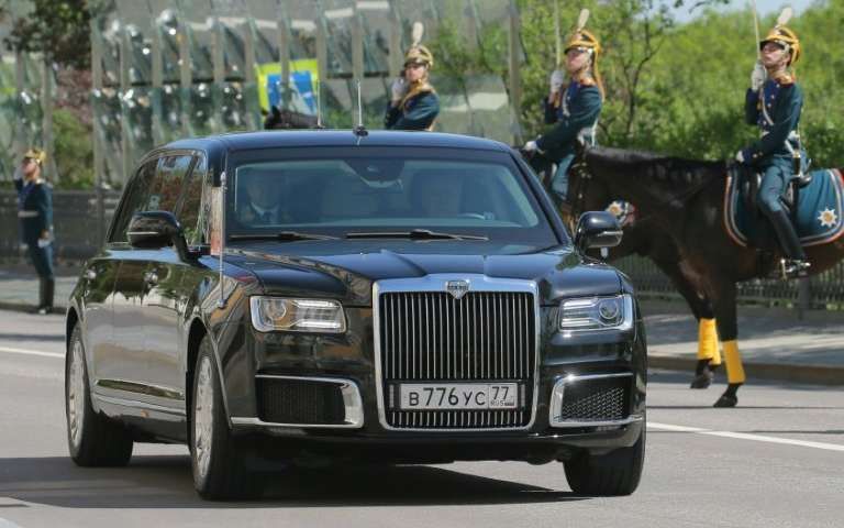 Vladimir Putin se adelanta a Trump estrenando nueva limusina blindada