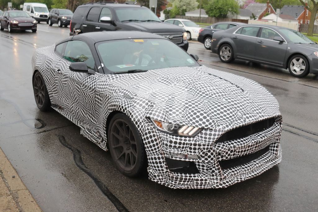 Asomate al interior del nuevo Mustang Shelby GT500 por primera vez