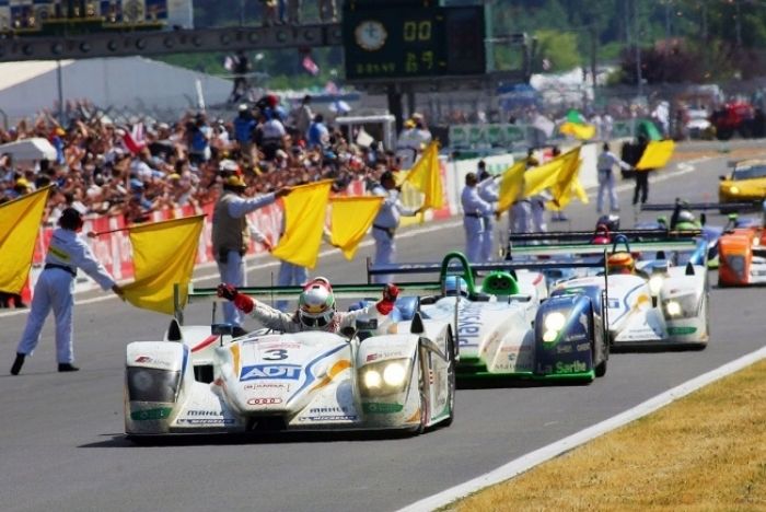 La historia de Le Mans: apisonadora de cuatro aros (2000-2005)