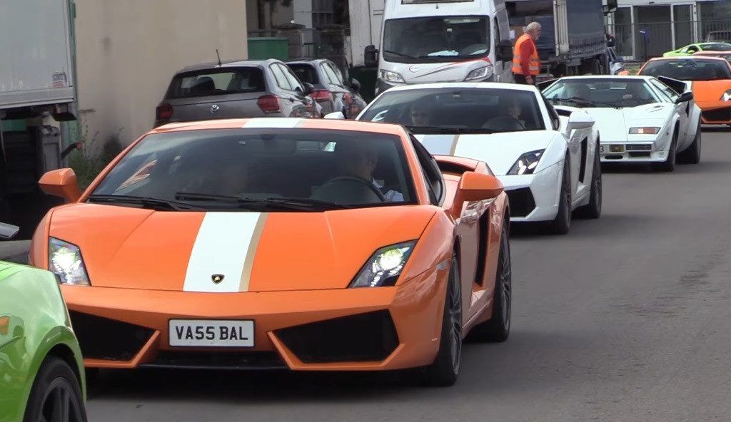 Concentración Lamborghini por el 50 aniversario de Valentino Balboni 