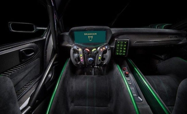 Brabham BT62 - interior