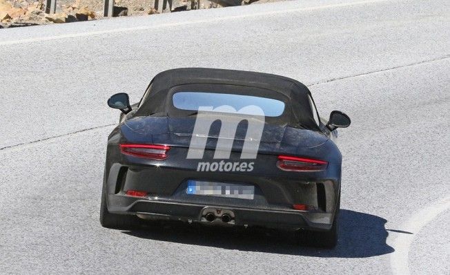 Porsche 911 Speedster 2018 - foto espía posterior