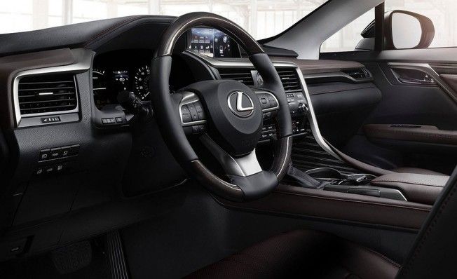 Lexus RX 450h - interior