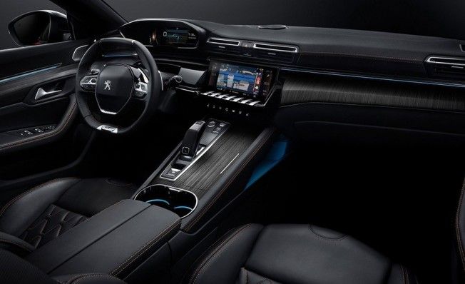 Peugeot 508 2018 - interior