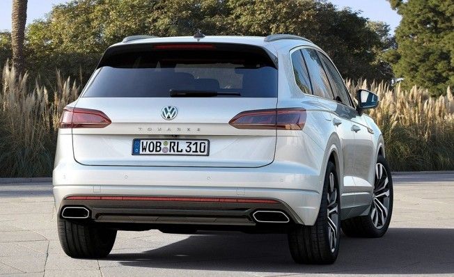 Volkswagen Touareg 2018 - posterior