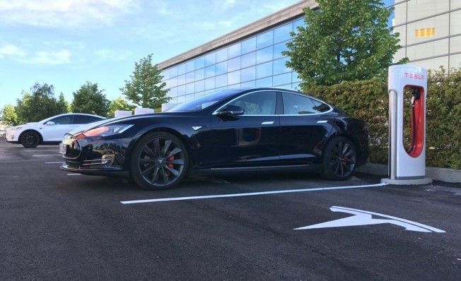 Supercargador de Tesla en Getafe - Madrid