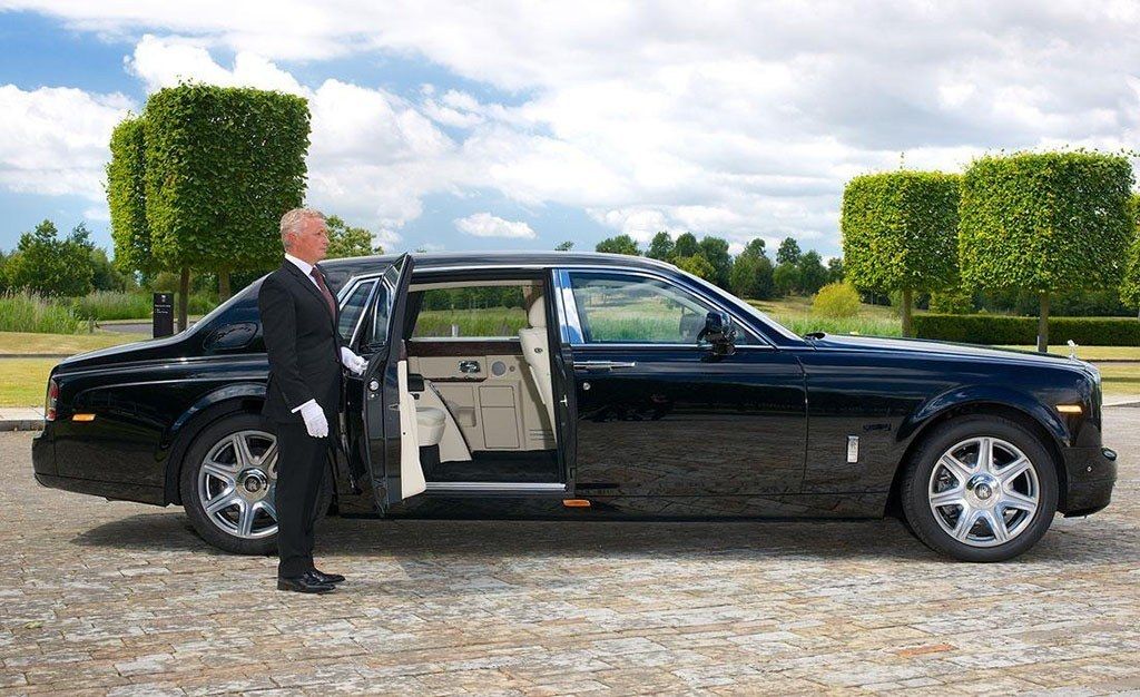 Rolls-Royce descarta, por ahora, apostar por la conducción autónoma