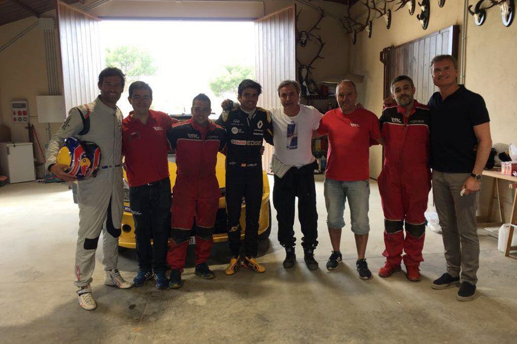 Webber, Coulthard y los Sainz prueban el Renault Clio N5