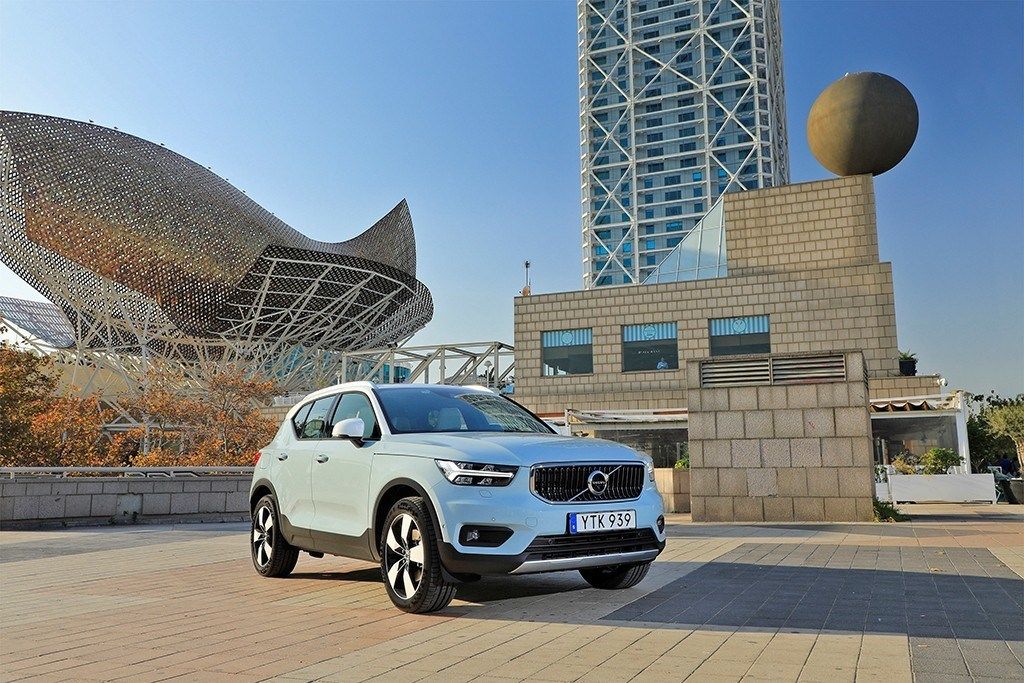 Suecia - Abril 2018: El Volvo XC40 aparca en el Top 10