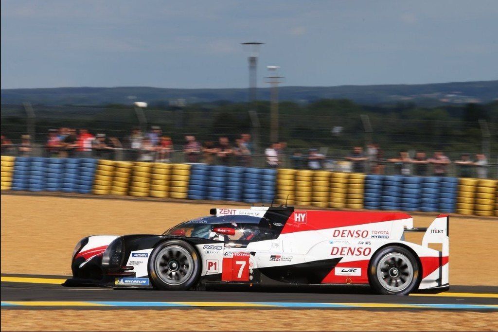 Sesión accidentada y sin cambios en Le Mans, a falta de la noche