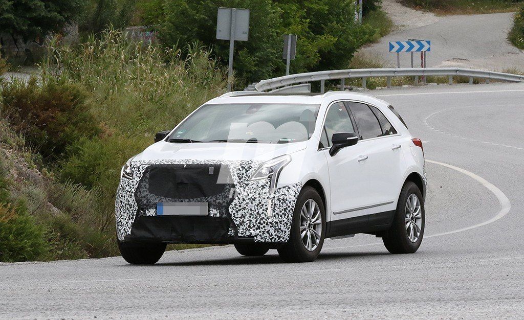 El nuevo Cadillac XT5 2019 realiza unos test en Europa