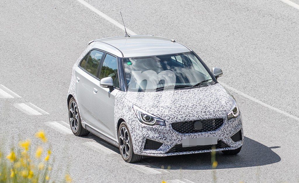 La versión Sport del nuevo MG3 2019 cazada en unos test en carretera