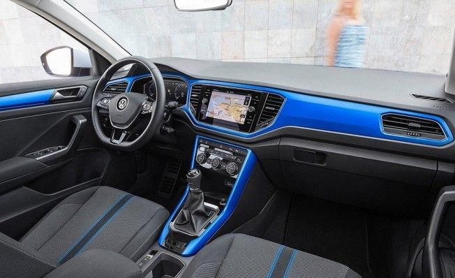 Volkswagen T-Roc - interior