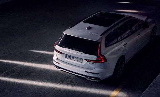 Volvo V60 R-Design - posterior