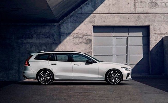 Volvo V60 R-Design - lateral