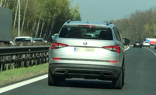 Skoda Kodiaq RS - foto espía posterior