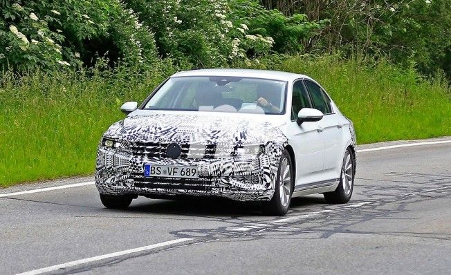 Volkswagen Passat 2019 - foto espía