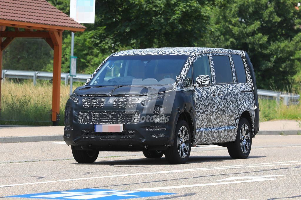 El nuevo Mitsubishi Delica 2019 cazado en Alemania