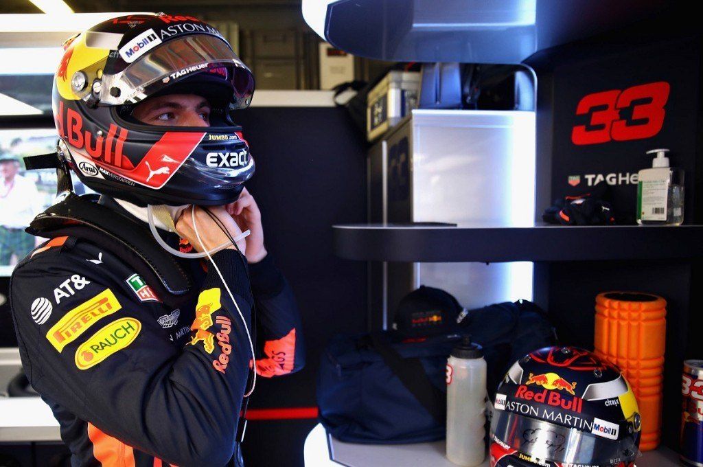 Verstappen se cansa de las críticas: "Cómo sigáis, voy a darle un cabezazo a alguien"