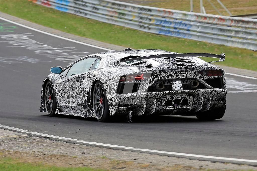 ¿El nuevo Aventador SuperVeloce Jota ha roto el récord de Nürburgring?