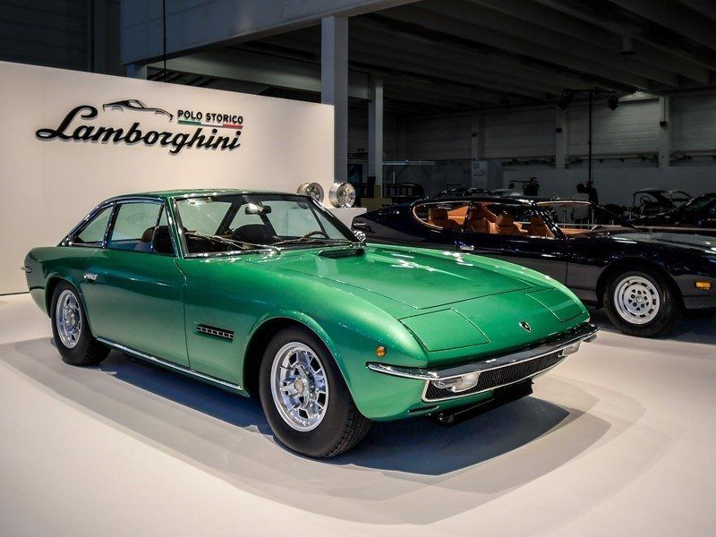 Lamborghini Polo Storico restaura sus Islero y Espada por su 50 Aniversario