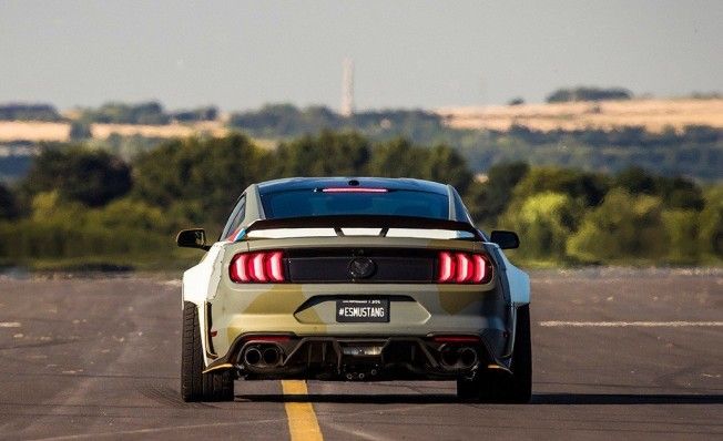 Eagle Squadron Mustang GT - posterior