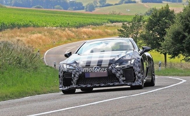 Lexus LC F 2020 - foto espía frontal