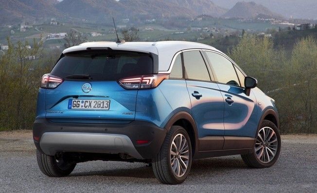 Opel Crossland X - posterior