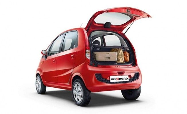 Tata Nano - posterior