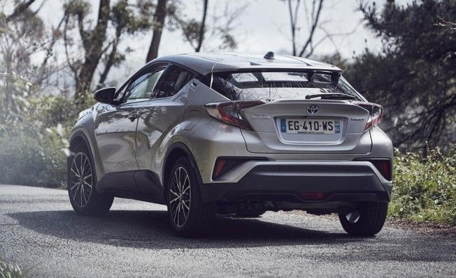 Toyota C-HR - posterior