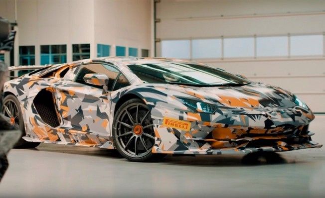 Lamborghini Aventador SVJ - adelanto