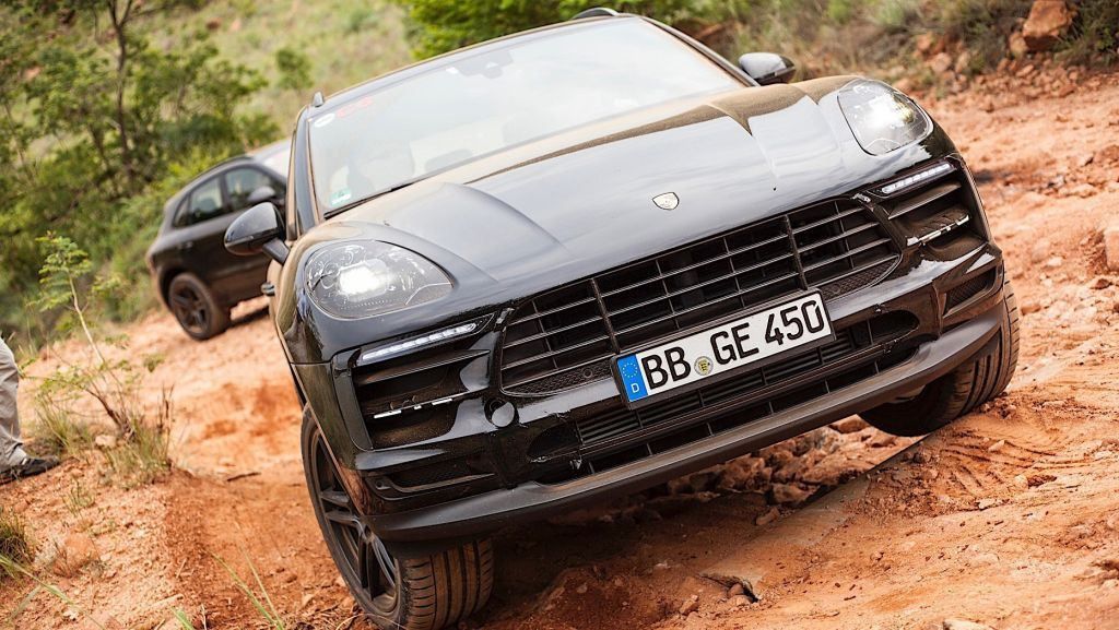 Porsche nos muestra los prototipos del Macan durante sus pruebas más duras