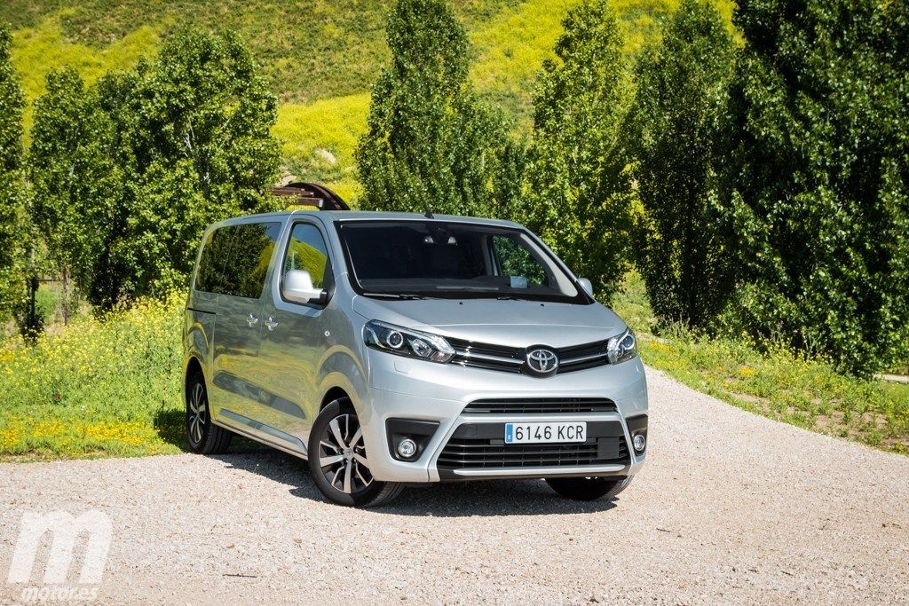 Prueba Toyota Proace Verso 2.0D, mucho de turismo y poco de furgoneta