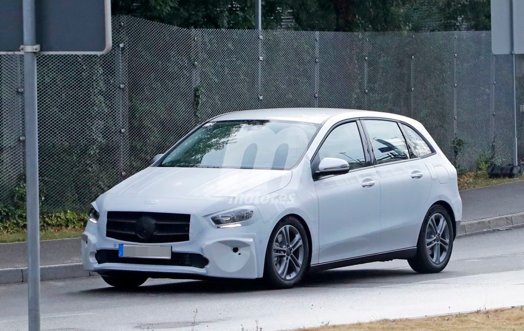 El Mercedes Clase B ya muestra los primeros rasgos de su carrocería