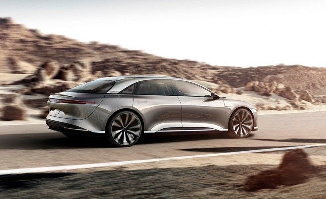 Lucid Air - posterior