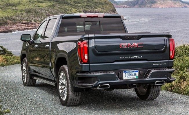 GMC Sierra Denali 2019 - posterior