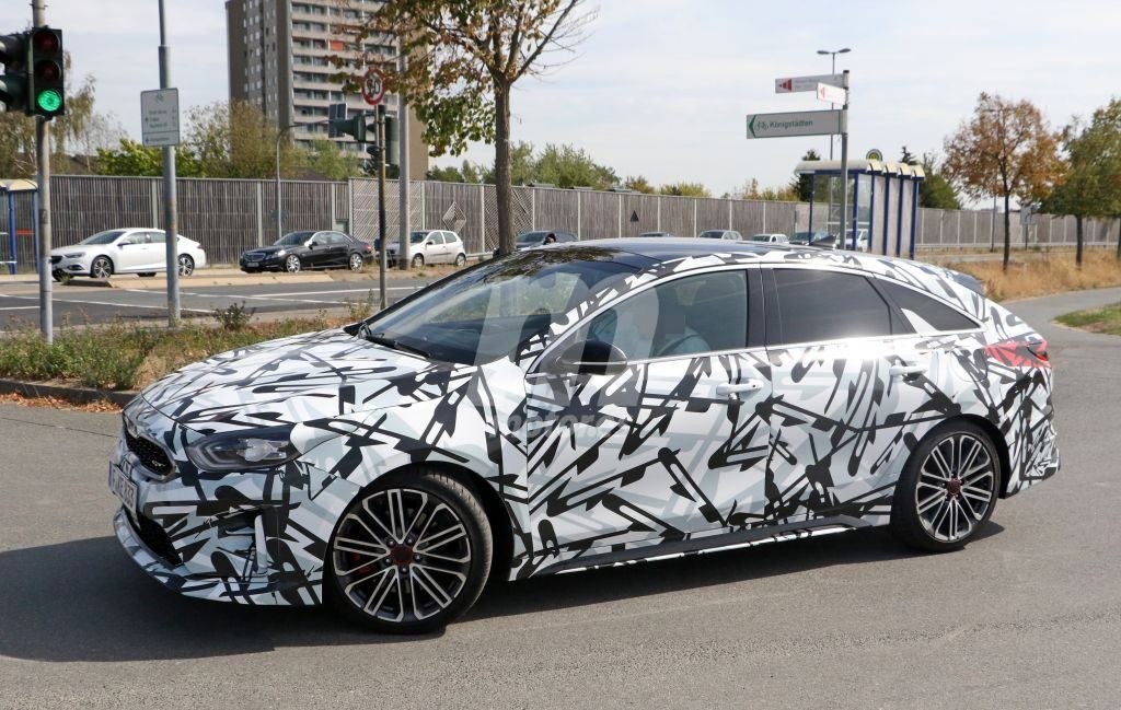 El nuevo Kia Proceed GT 2019 al detalle con menos camuflaje