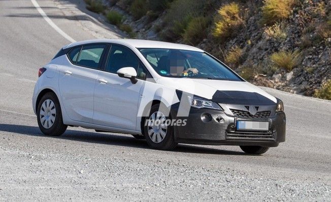 Opel Astra 2019 - foto espía