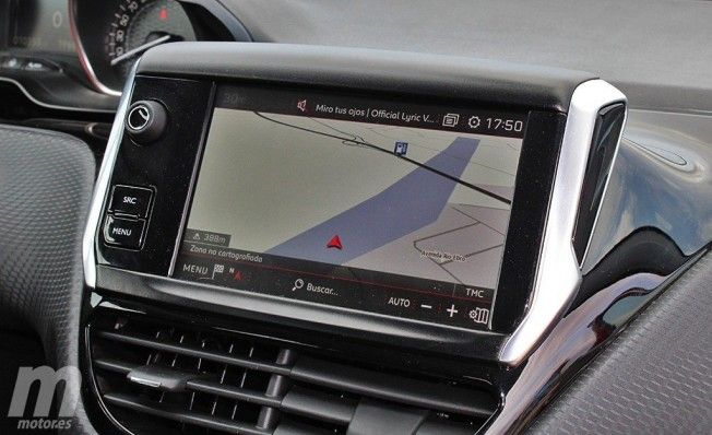 Peugeot 2008 GT Line - interior