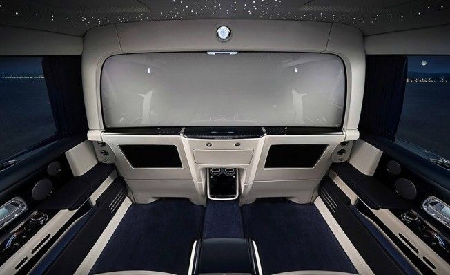 Rolls-Royce Phantom 2018 - interior