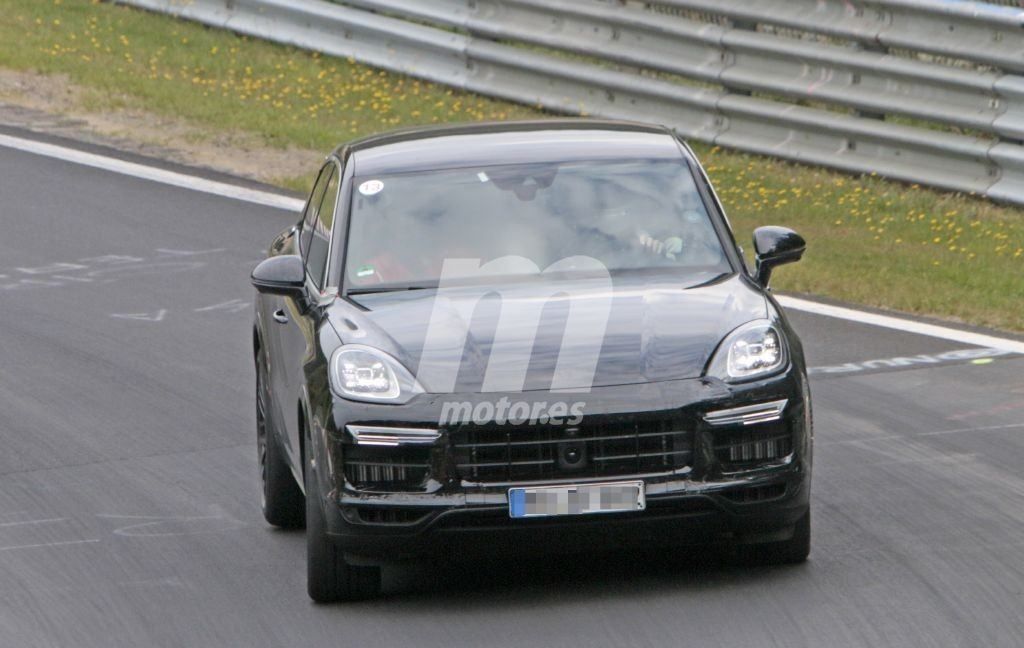 El nuevo Porsche Cayenne Coupé se enfrenta a Nürburgring