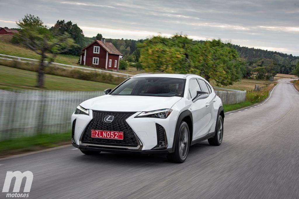 Prueba Lexus UX, calidad japonesa con potencia para divertirnos (con vídeo)