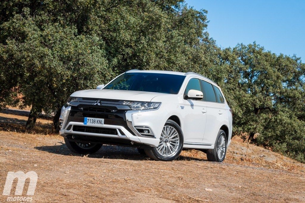 Prueba Mitsubishi Outlander PHEV 2019, cada vez mejor