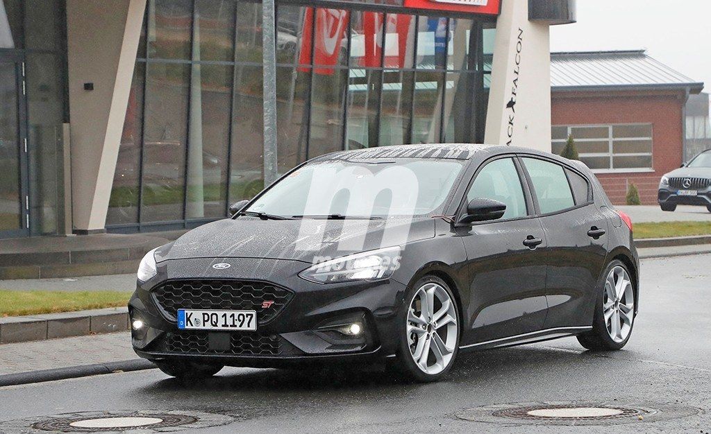 El esperado Ford Focus ST 2019 se despide del camuflaje en estas espías