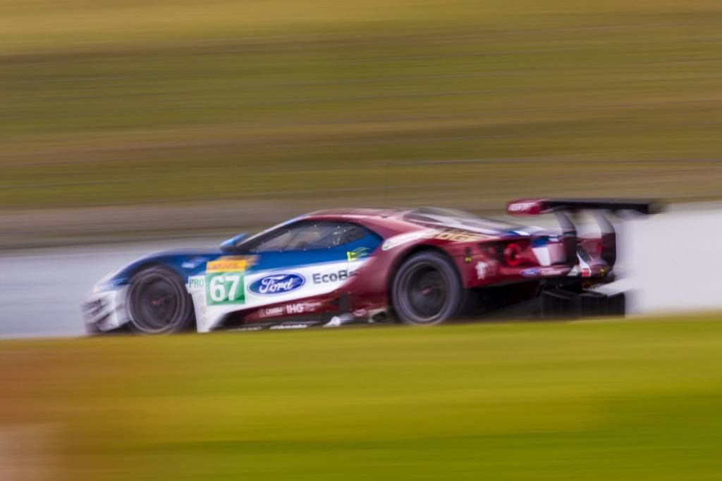 Ford valora alargar la vida del Ford GT con una versión GT3