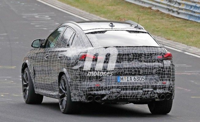 BMW X6 M 2019 - foto espía posterior